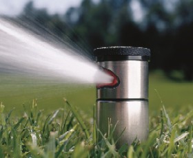 Automatische Beregnungsanlage Fur Rasen Und Garten